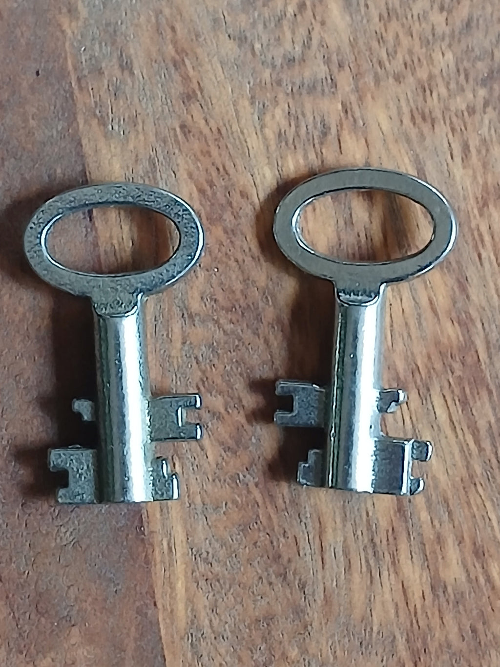Ancien cadenas abus 2 clefs ( neuf )