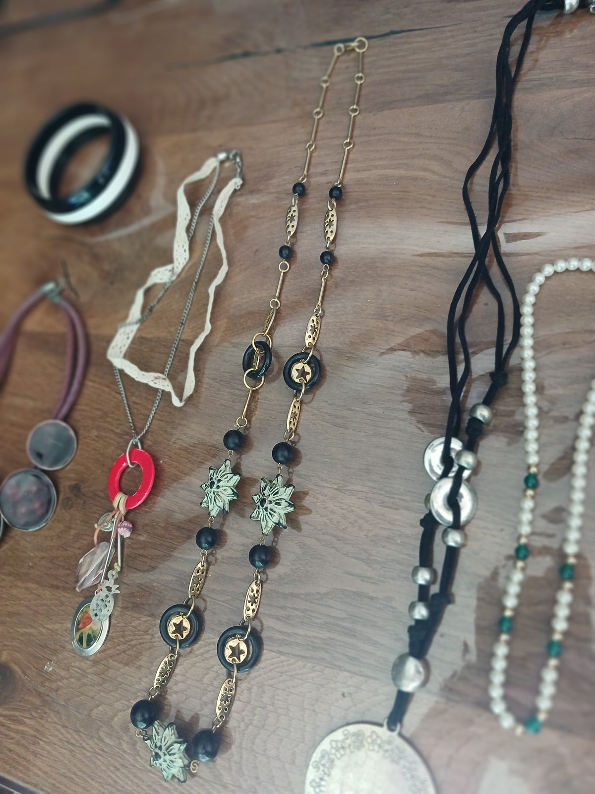 lot de bijoux