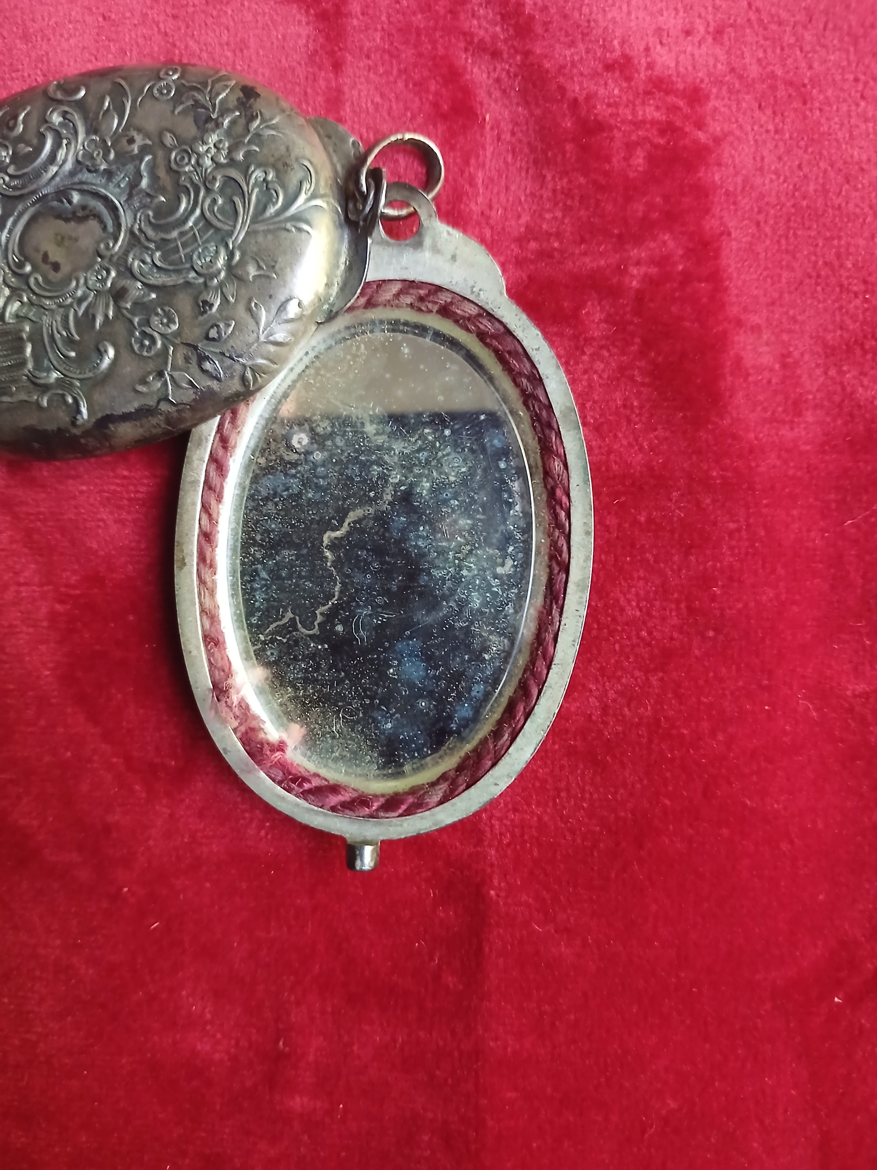 pendentif ouvrant Ancien des années 1930/40