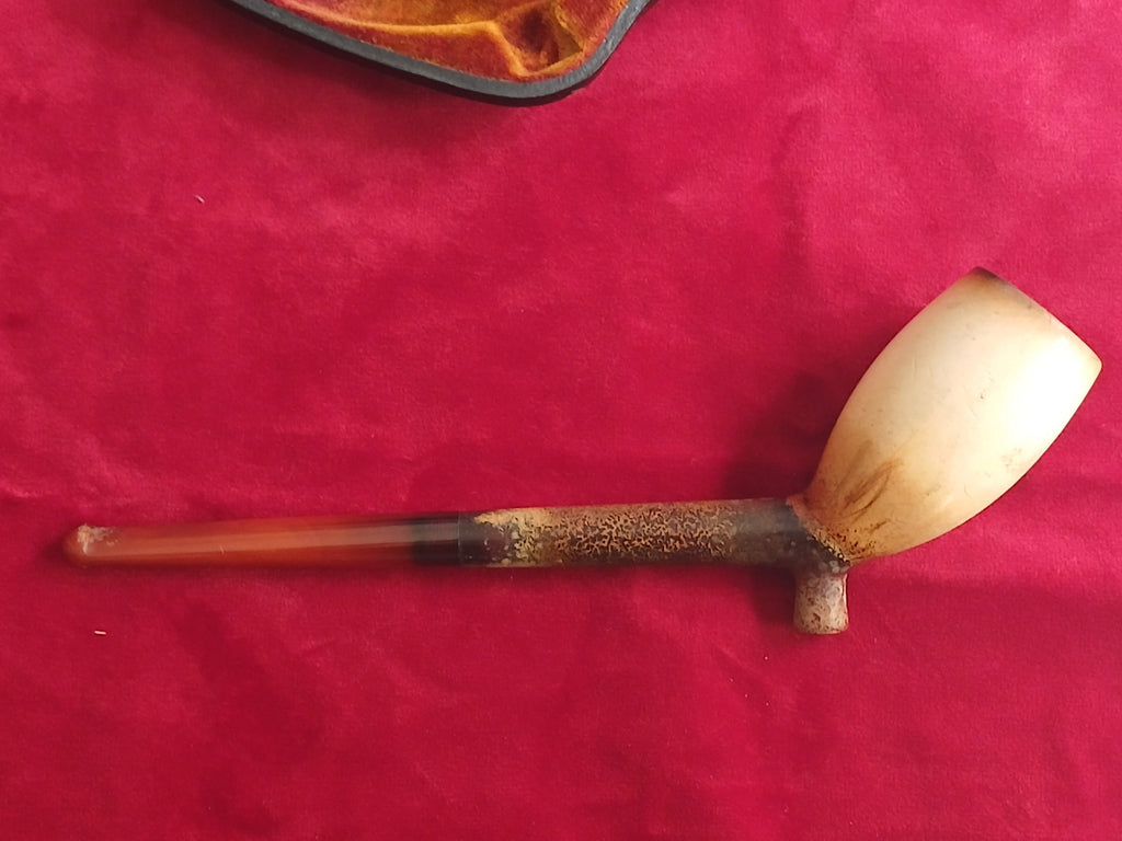 Pipe en écume de mer à talon ancienne