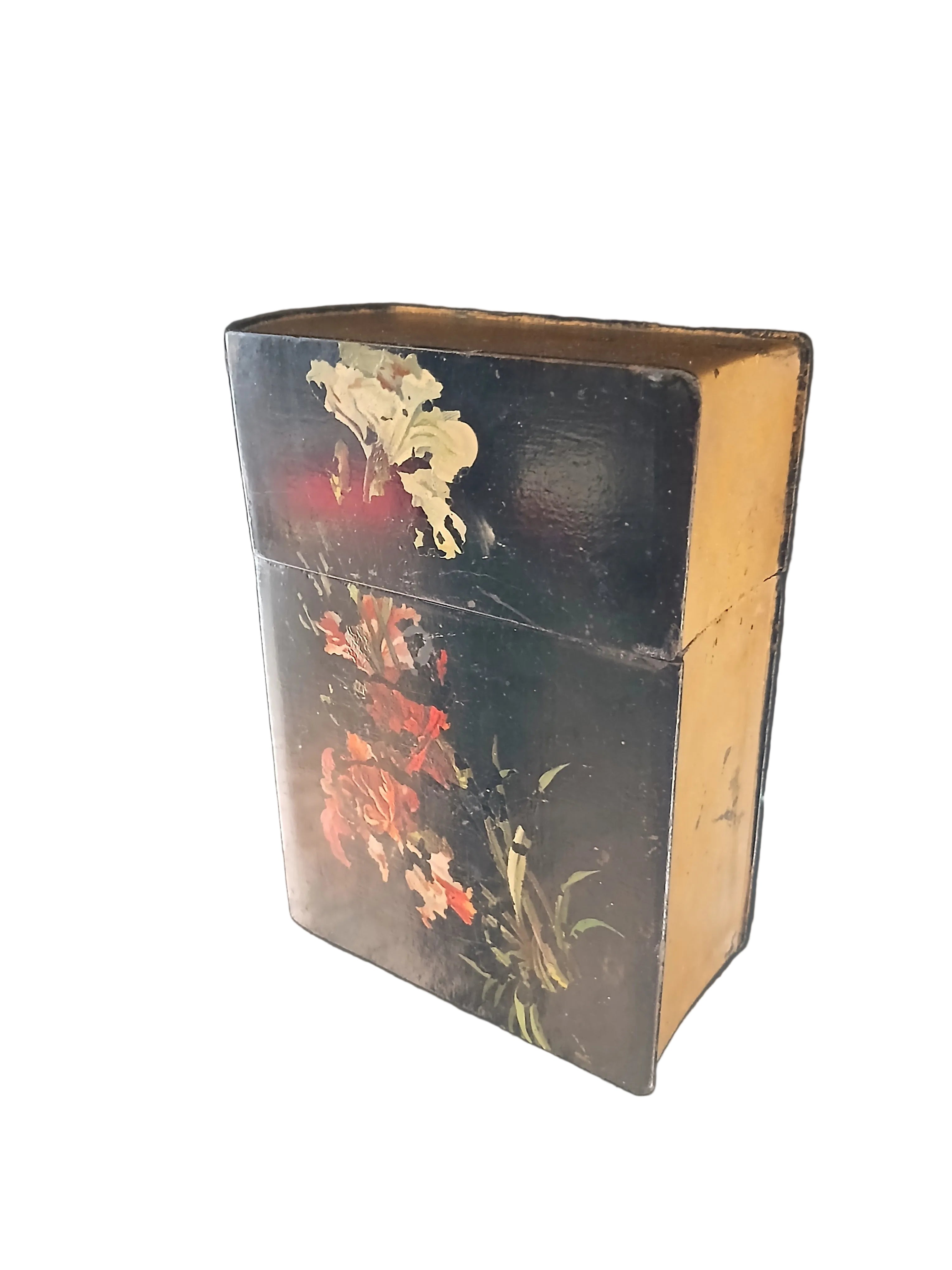 Ancien trompe l œil sous forme de livre