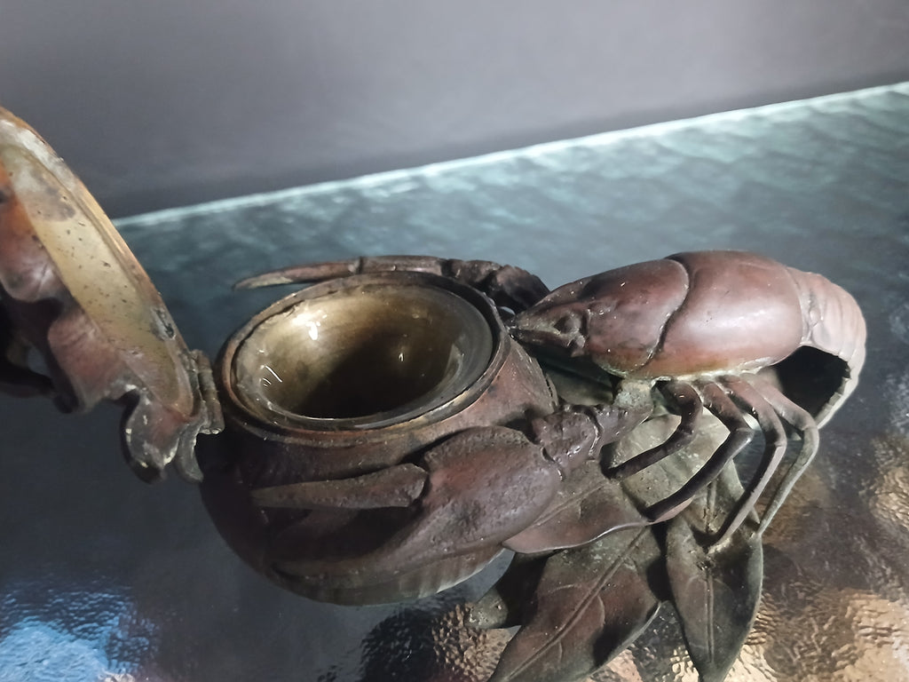 Rare encrier en bronze du XIXe siècle représentant une écrevisse