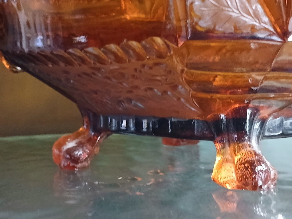 Splendide coupe Art Déco en verre ambré