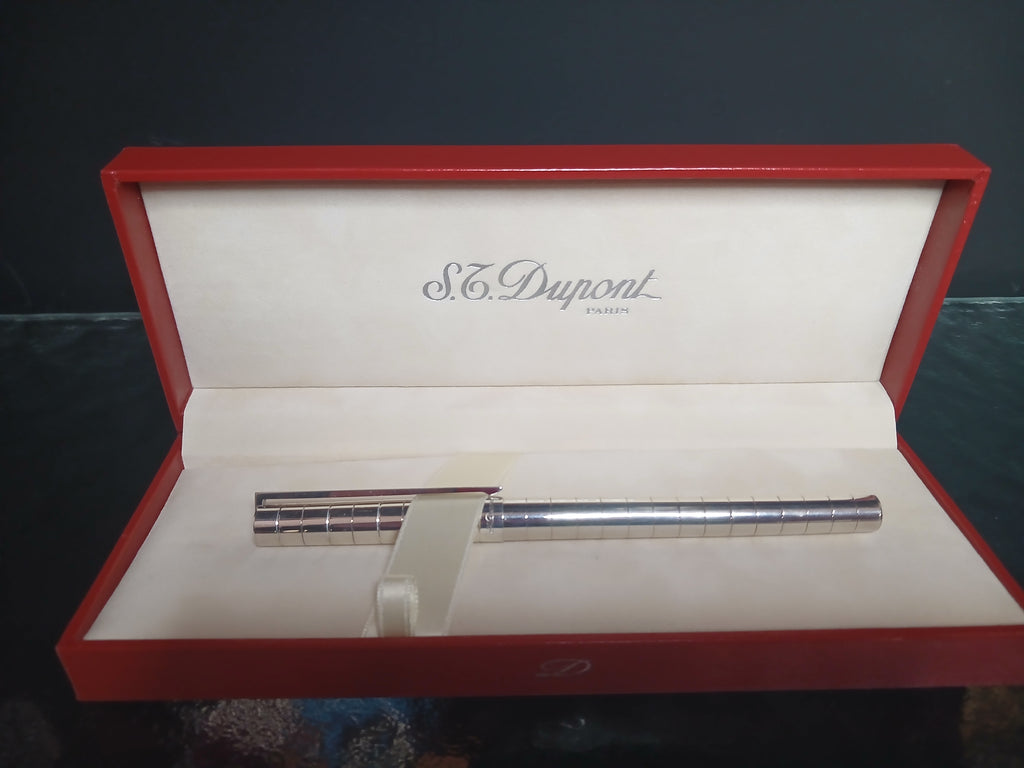 Stylo bille Dupont plaqué argent