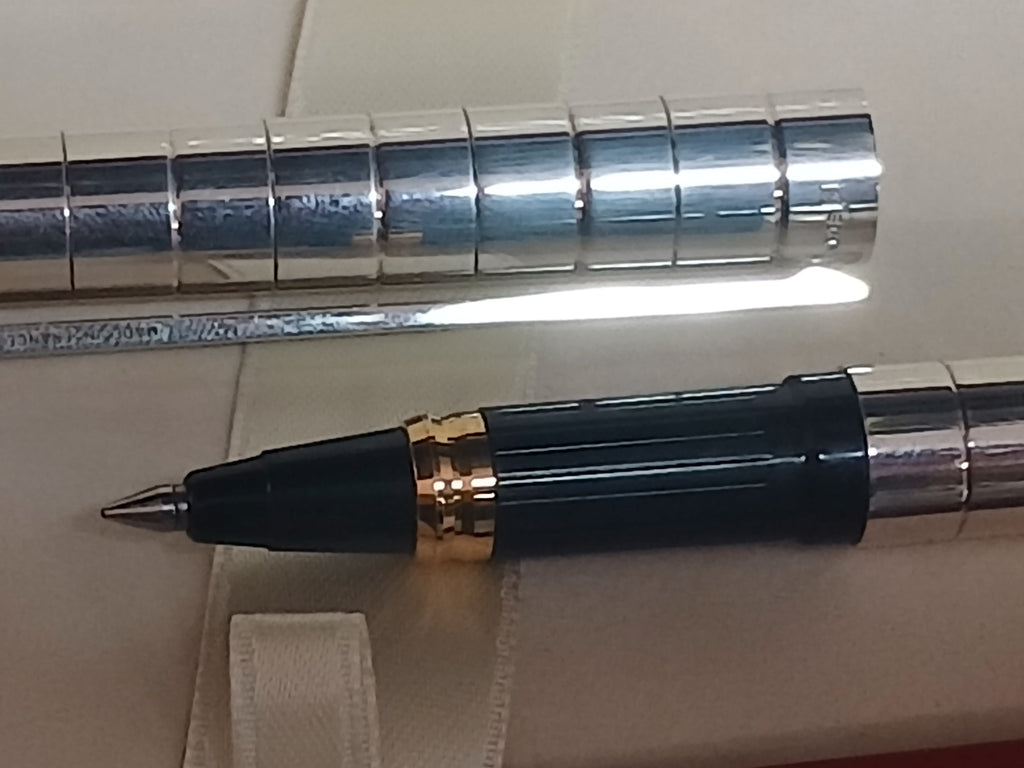 Stylo bille Dupont plaqué argent