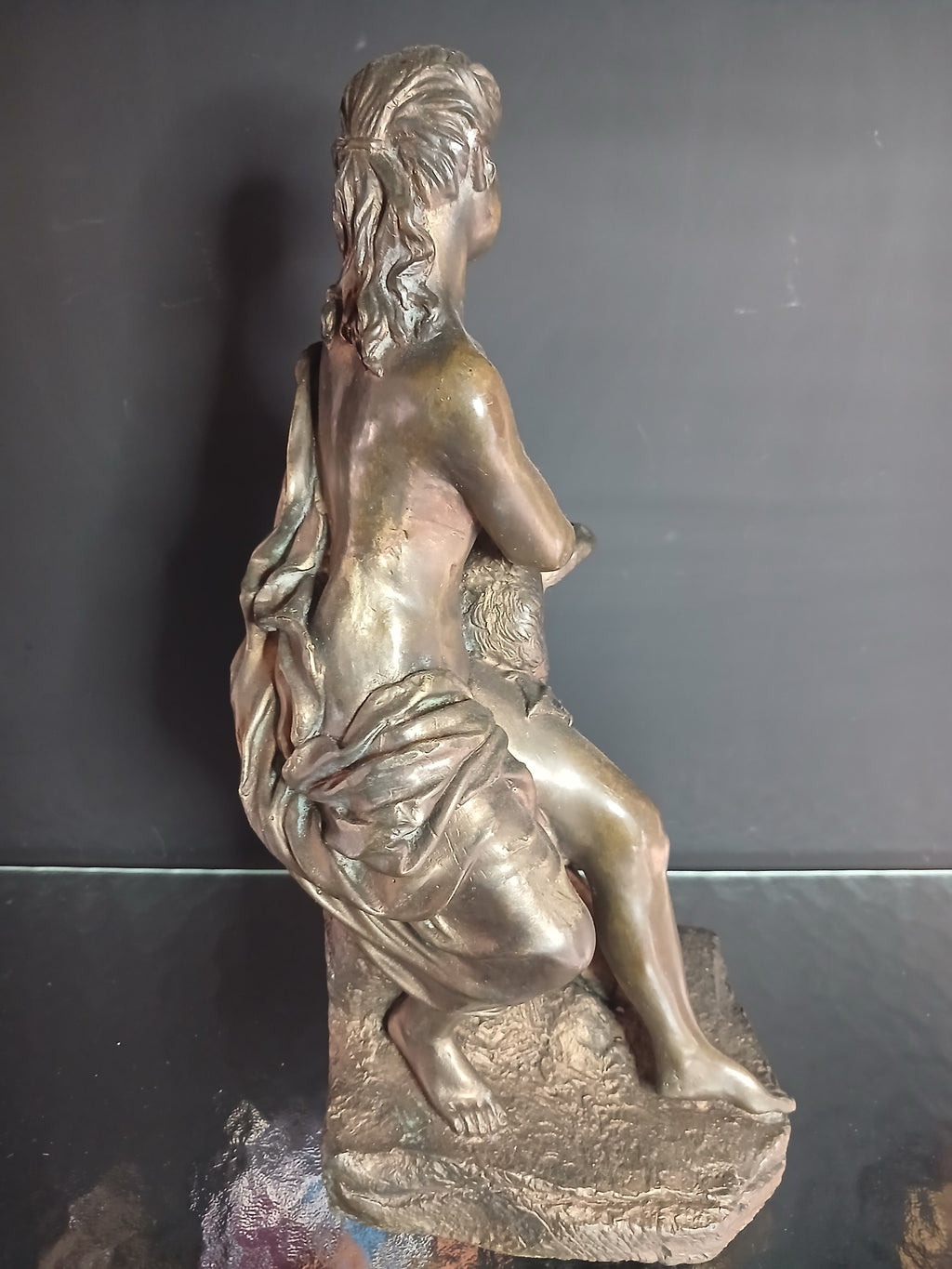 Sculpture en bronze représentant Léda et le cygne