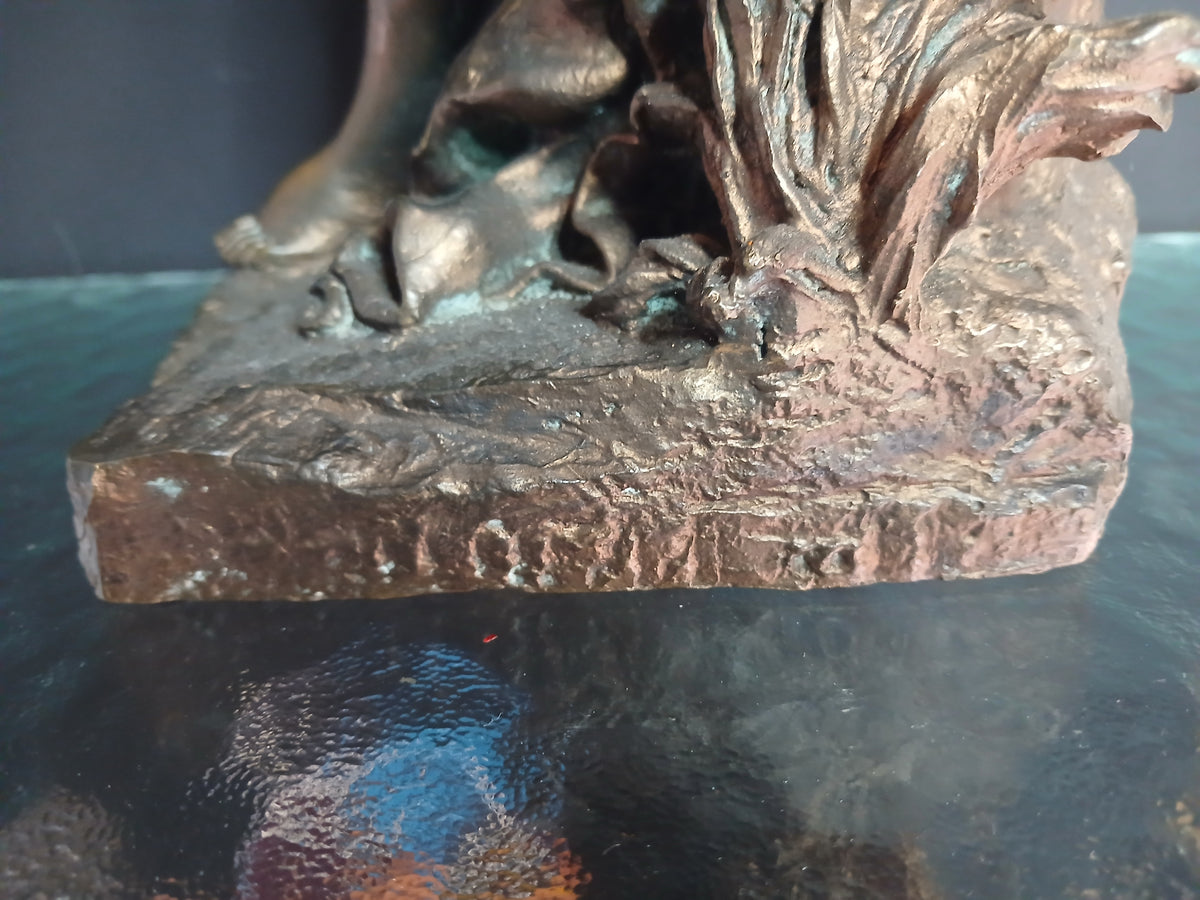 Sculpture en bronze représentant Léda et le cygne