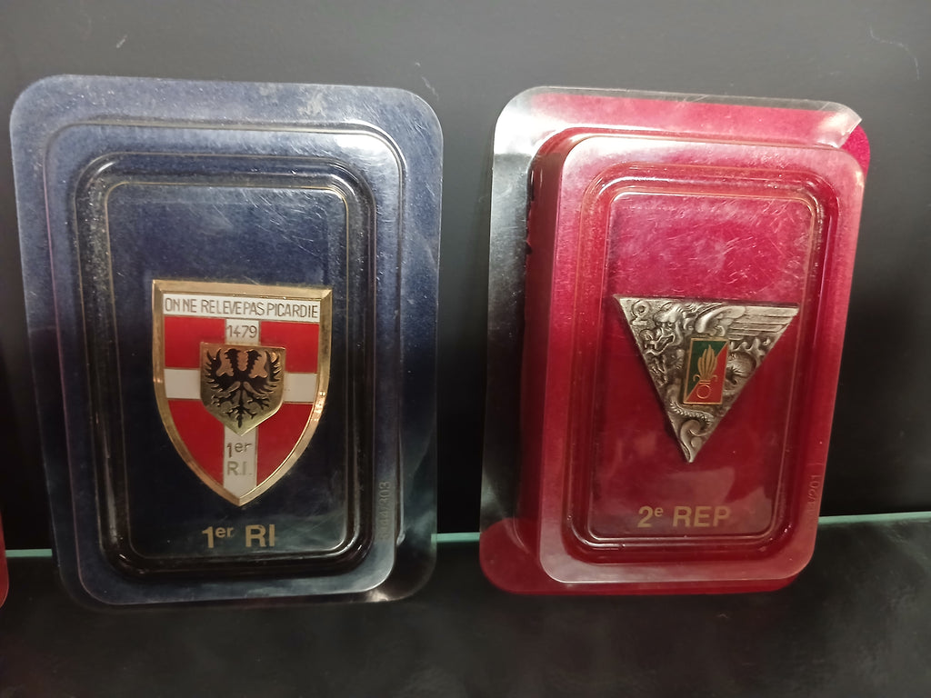 Lot de 4 médailles militaires avec étuis d'origine