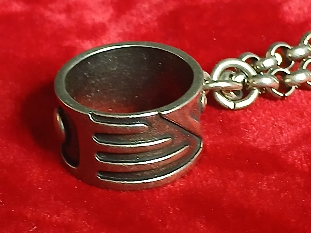 Très belle bague de créateur THIERRY MUGLER