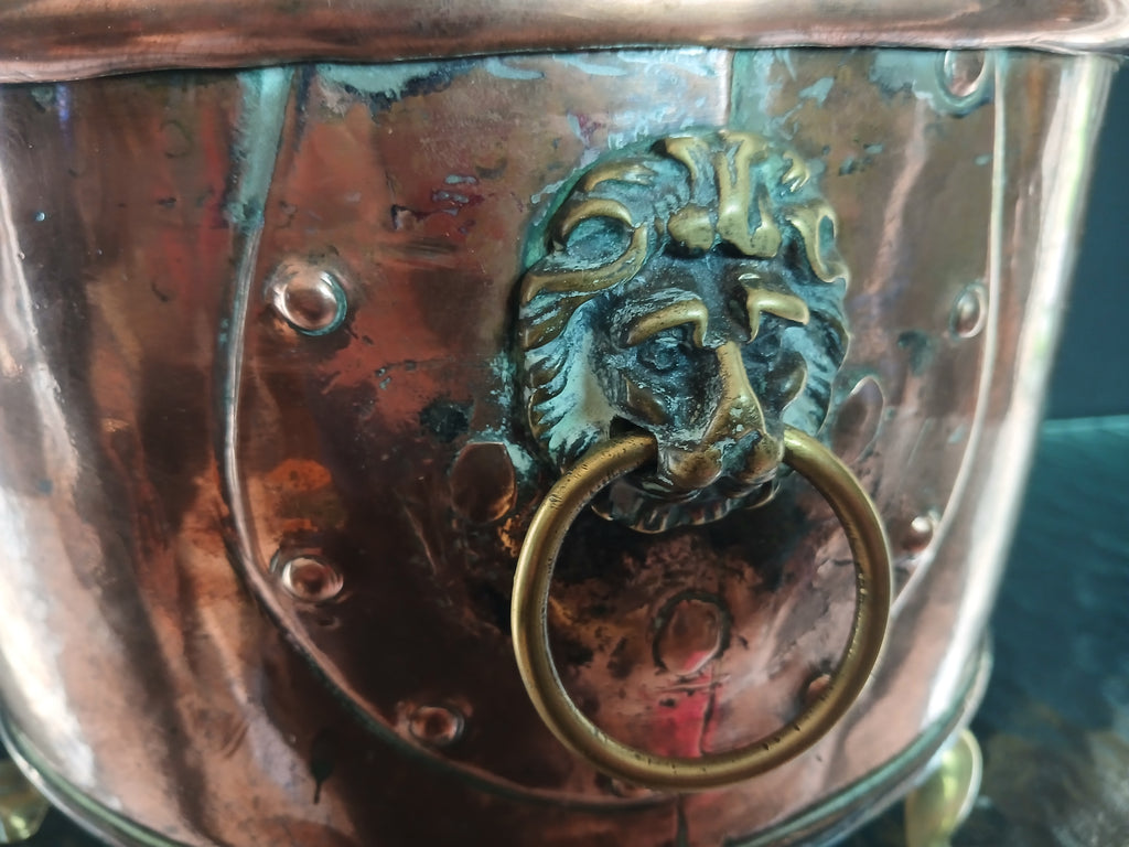 Cache-pot ou jardinière ancienne en cuivre et laiton,