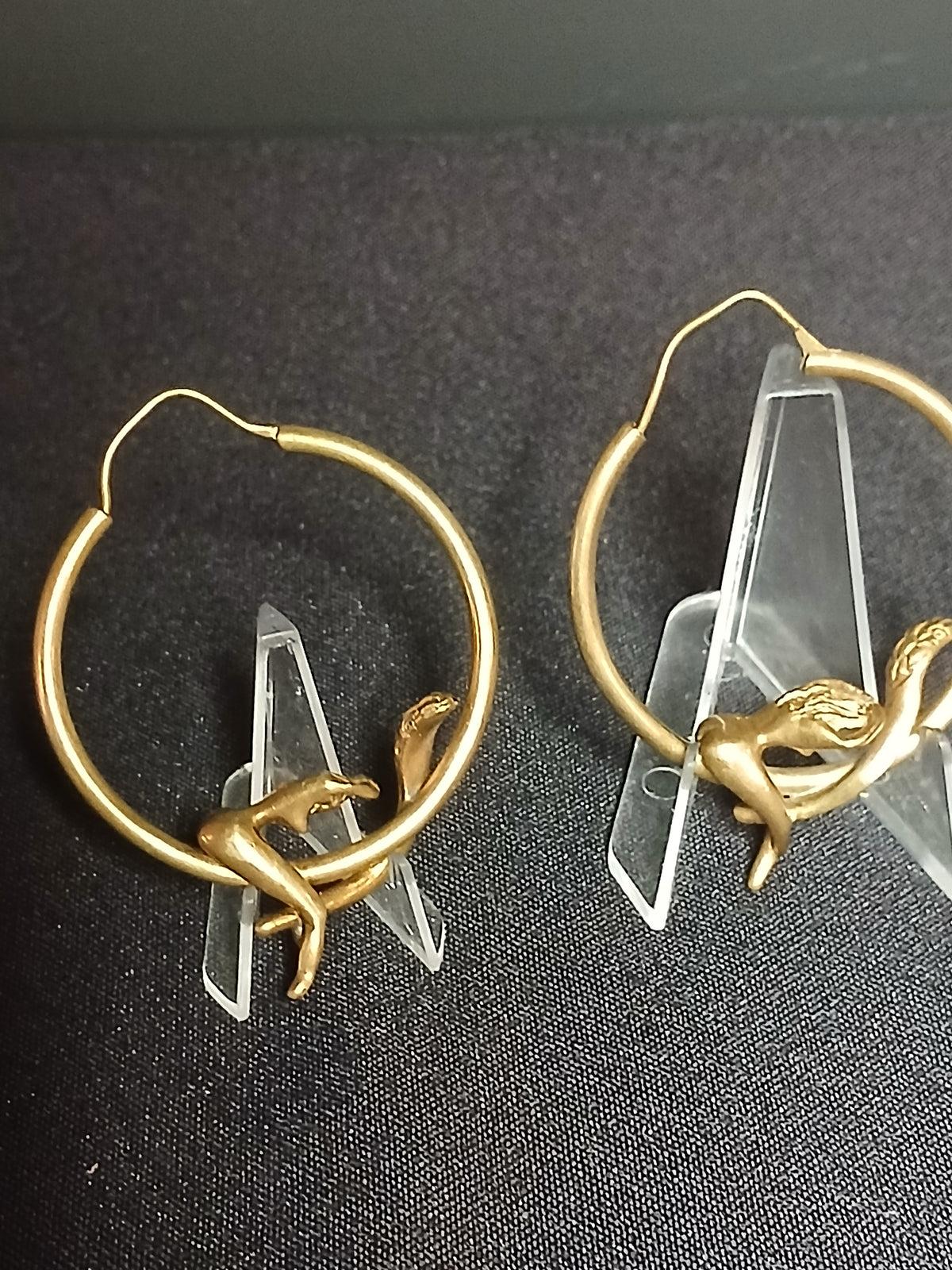 Boucle d'oreille créole vintage en vermeil Charles Jourdan