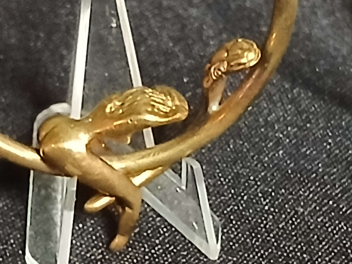 Boucle d'oreille créole vintage en vermeil Charles Jourdan