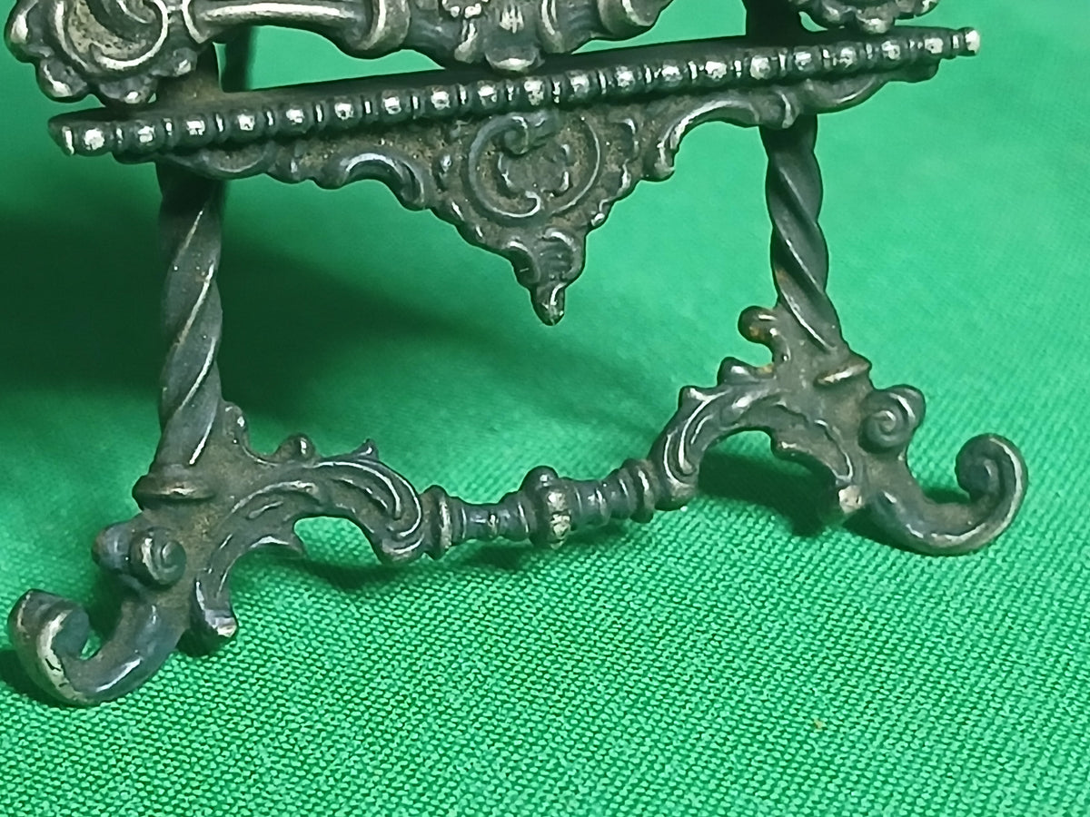 Rare Magnifique porte photo miniature Art Nouveau du début du XXe siècle.