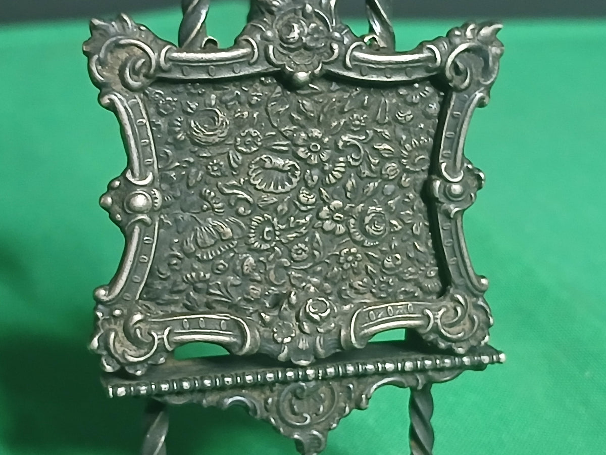 Rare Magnifique porte photo miniature Art Nouveau du début du XXe siècle.