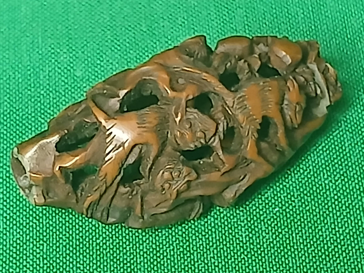 Petits animals en bois finement sculptés   milieu du XXe siècle (période Showa)