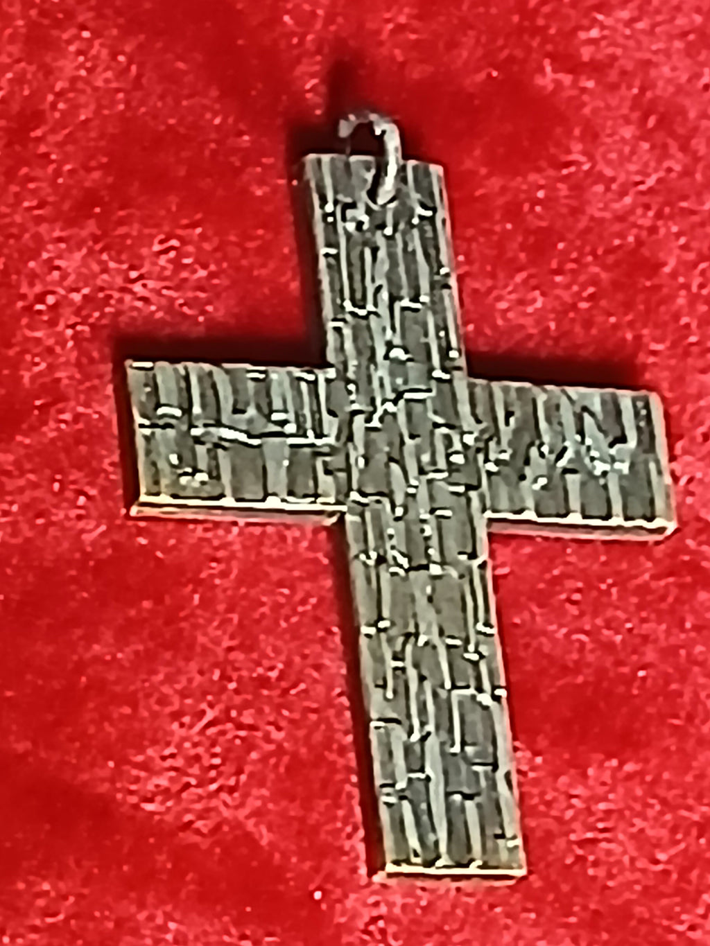 Pendentif crucifix ancien  signée Fisch & Cie. (1890–1920)