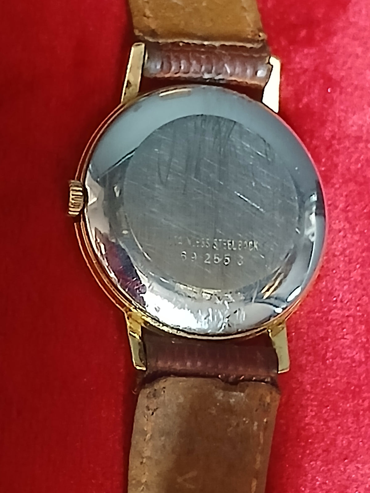 Montre de ville mécanique YEMA vintage 1960 / 70