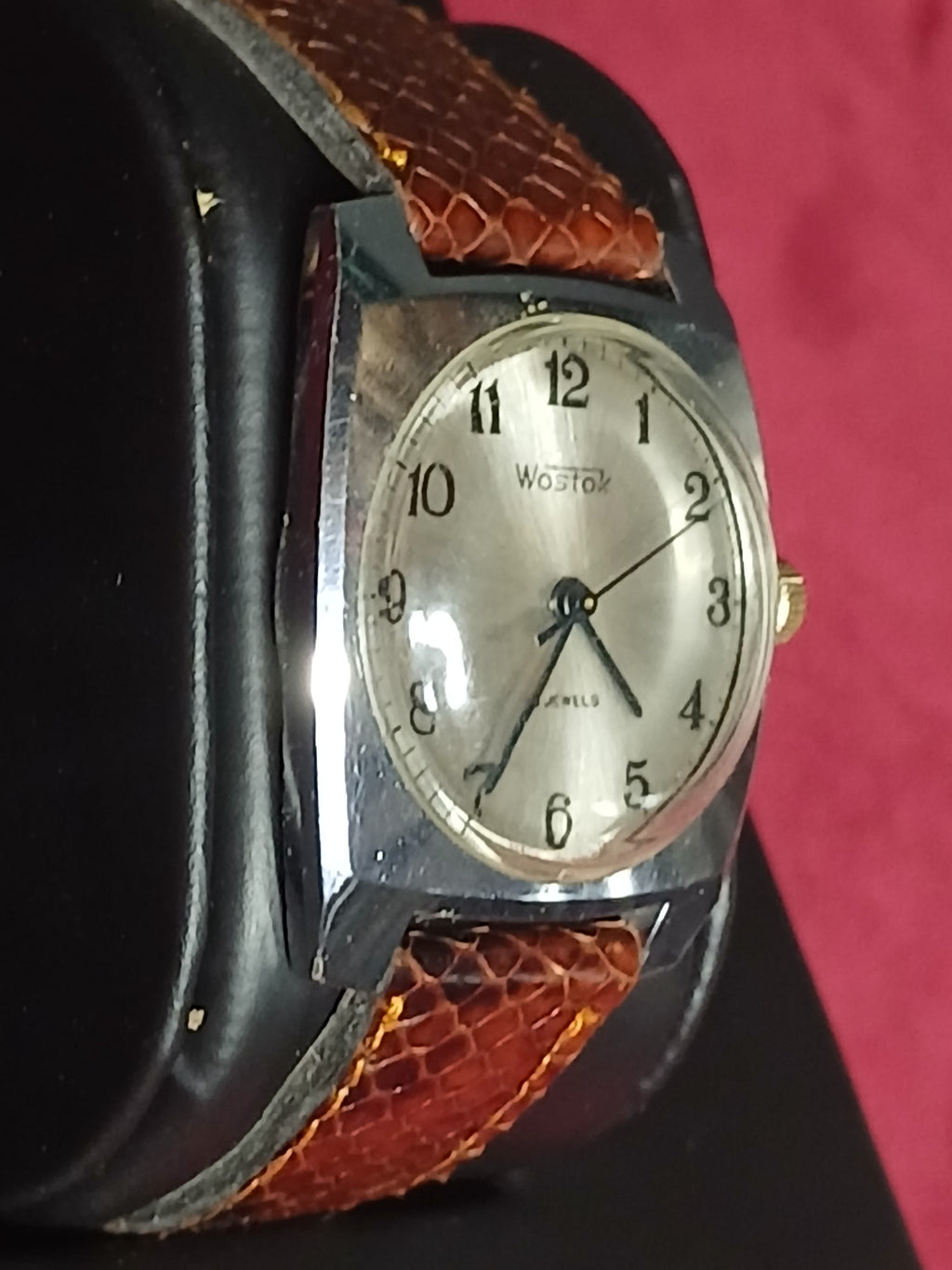 Montre mécanique vintage Vostok des années 1970