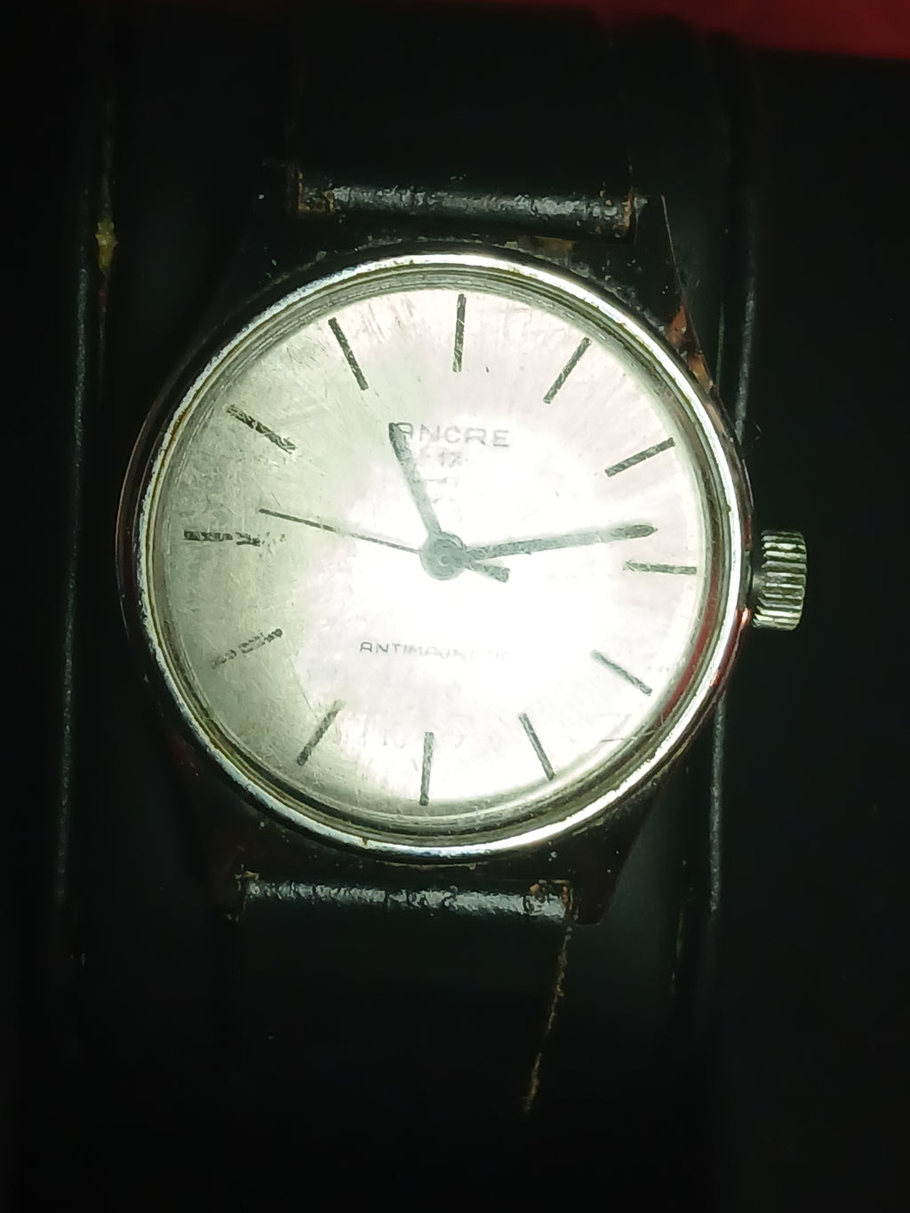 Montre vintage ANCRE 17 ANTIMAGNETIC  année 1950.