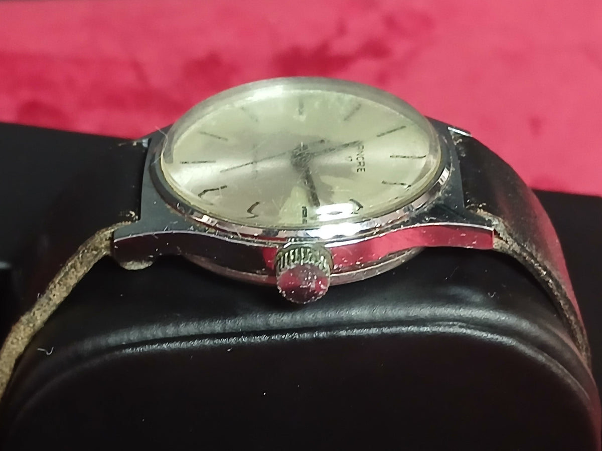 Montre vintage ANCRE 17 ANTIMAGNETIC  année 1950.