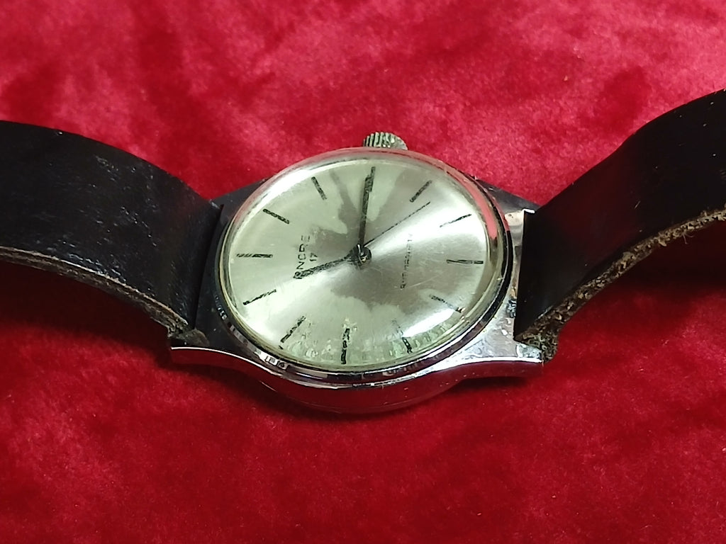 Montre vintage ANCRE 17 ANTIMAGNETIC  année 1950.