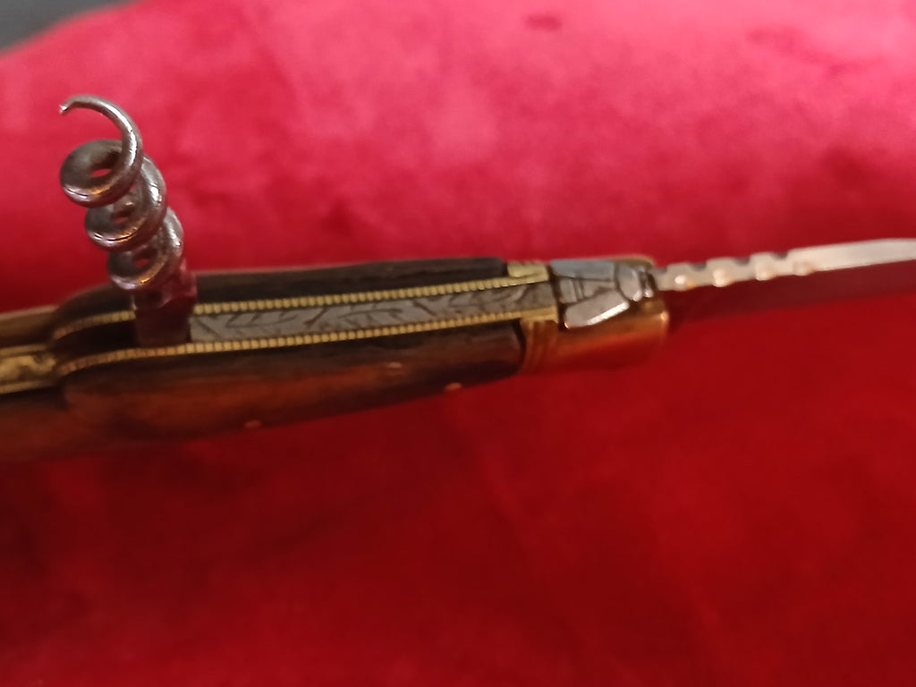 couteau laguiole ancien  1970 - 1980 avec son étui