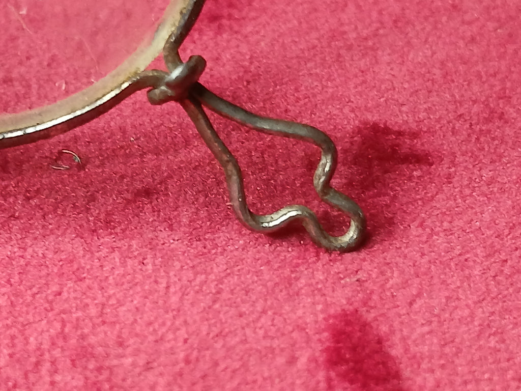 2 paires de lunettes anciennes pince nez avec étuis  fin du XIXe siècle