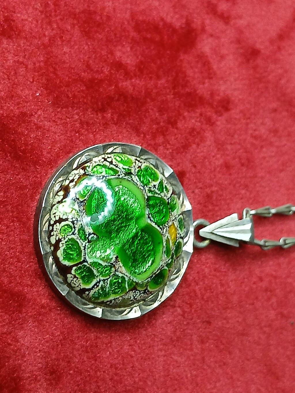 Pendentif ancien en émail de Limoges signé M. Bétourné   1960