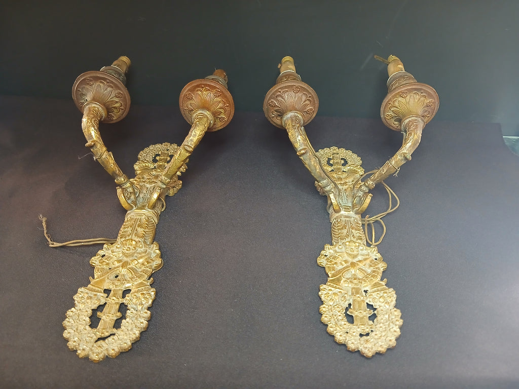 Paire d'appliques murales d'époque Empire (vers 1830) en bronze