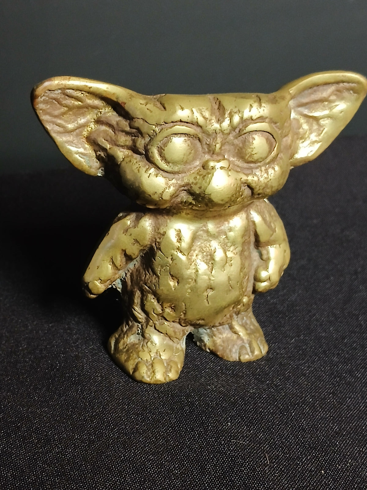 Magnifique sculpture de Gizmo, du film culte Gremlins